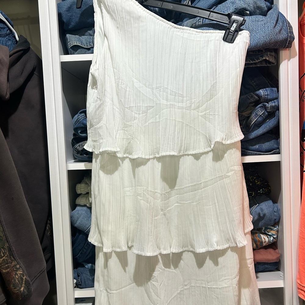Elegant One-Shoulder White Tiered Dress